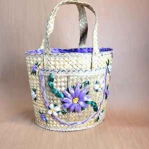 Hand woven straw tote bag, straight from The Straw Market in Nassau, Bahamas
